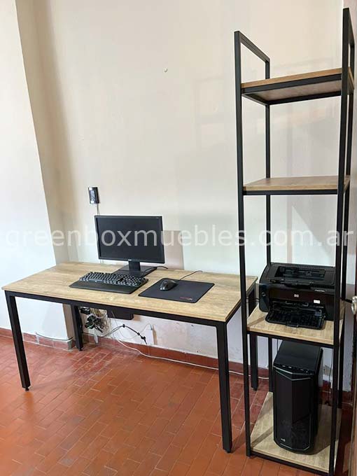 Escritorio con columna biblioteca