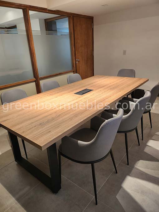Mesa de reuniones oficina