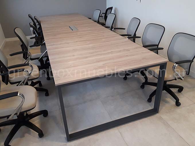 Mesa de reuniones oficina