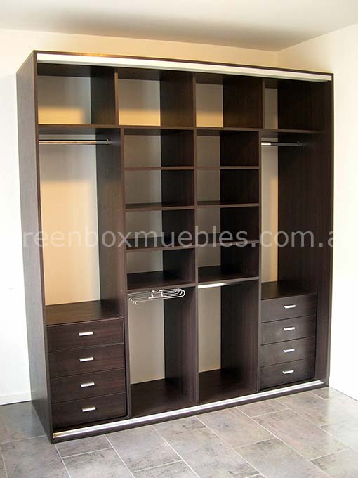 Placard con puertas corredizas